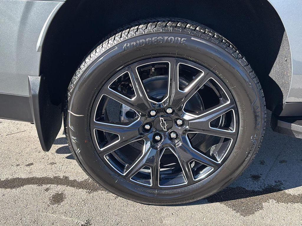 new 2026 Chevrolet Suburban car