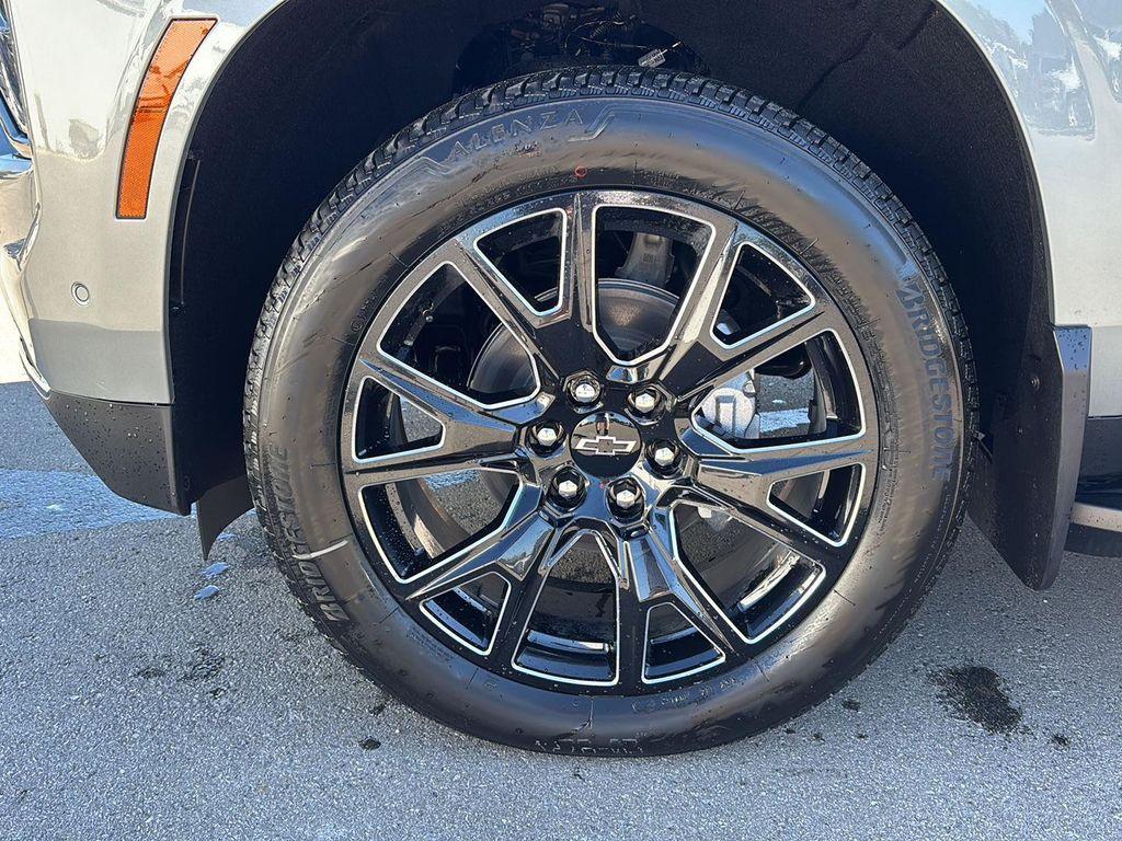 new 2026 Chevrolet Suburban car