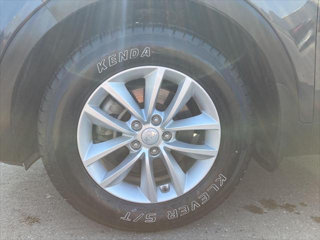 used 2018 Kia Sorento car, priced at $10,899