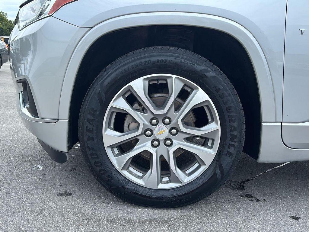 used 2020 Chevrolet Traverse car, priced at $27,995