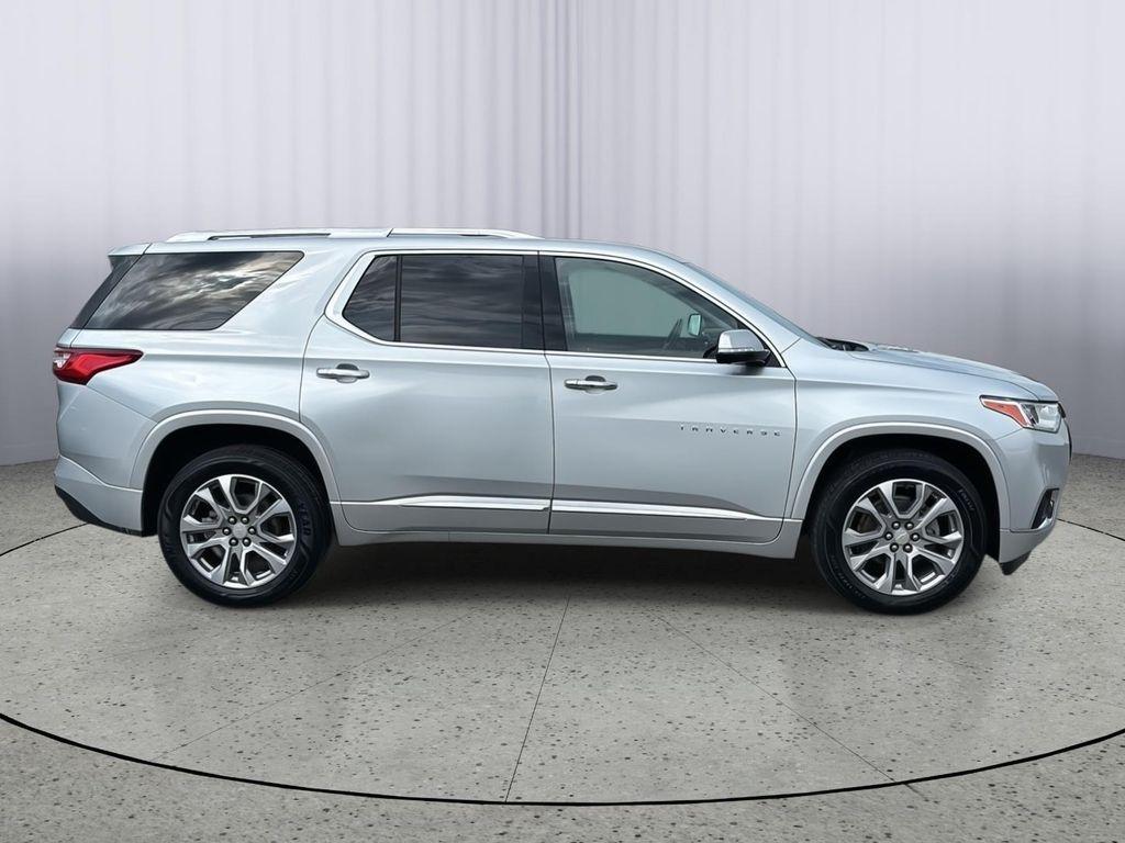 used 2020 Chevrolet Traverse car, priced at $27,995