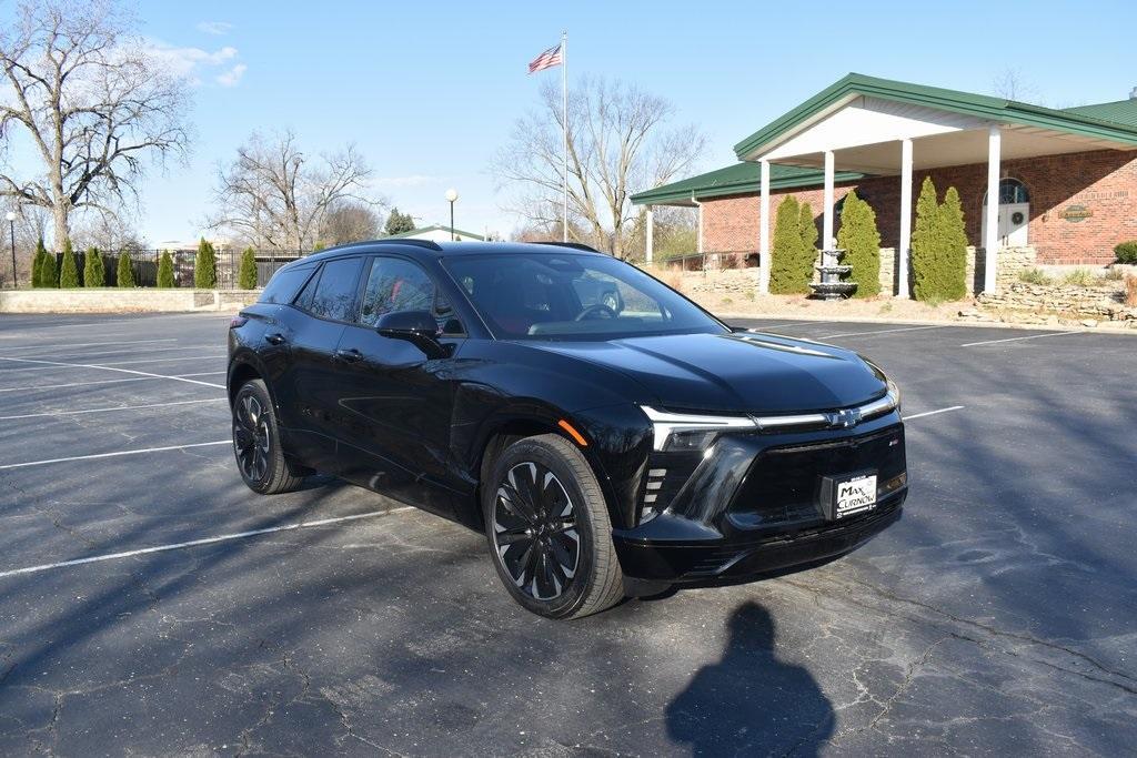 new 2024 Chevrolet Blazer EV car