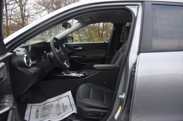 new 2025 Chevrolet Trax car