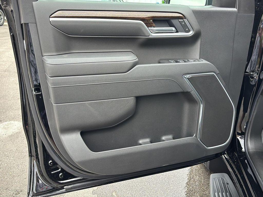 new 2026 GMC Sierra 1500 car, priced at $63,995