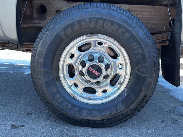 used 2002 GMC Sierra 2500 car, priced at $15,695