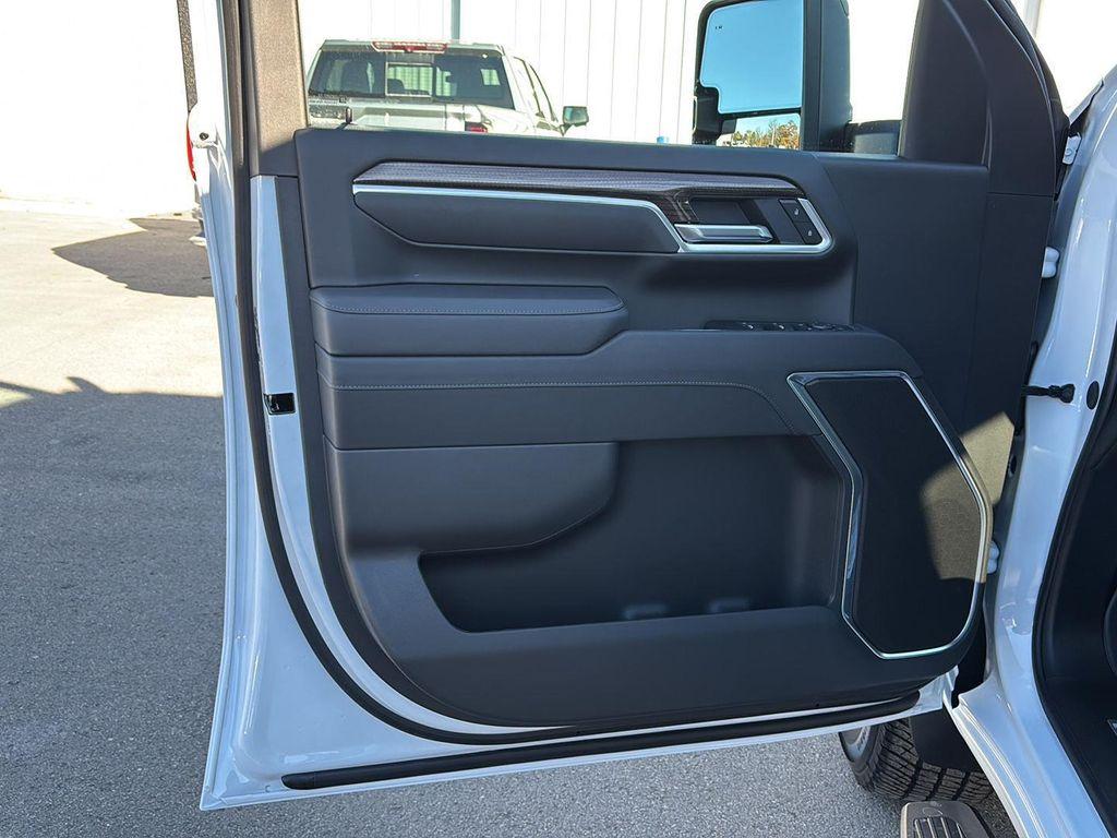 new 2026 Chevrolet Silverado 3500 car, priced at $66,560