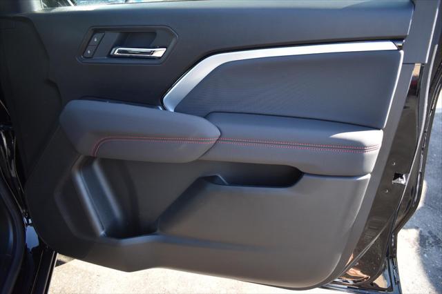 new 2025 Chevrolet Colorado car, priced at $49,290