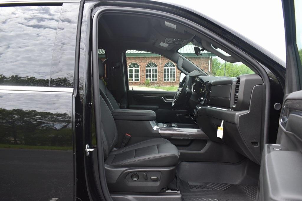 new 2024 Chevrolet Silverado 2500 car