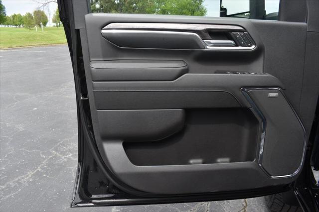 new 2024 Chevrolet Silverado 2500 car, priced at $81,200
