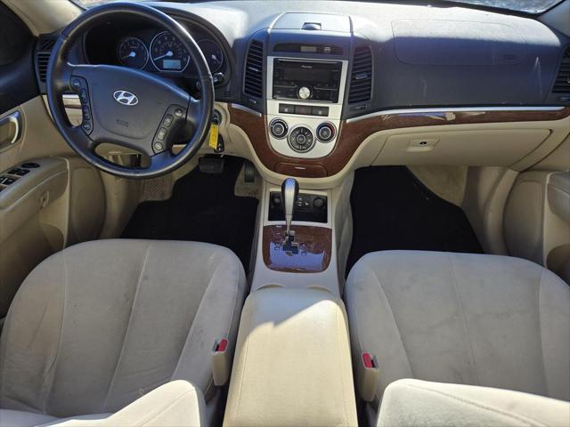 used 2009 Hyundai Santa Fe car, priced at $5,498