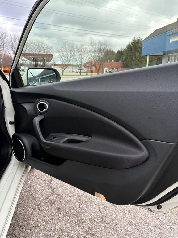 used 2014 Honda CR-Z car, priced at $10,000