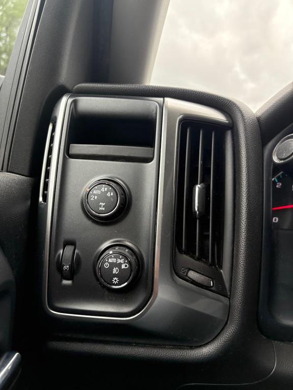 used 2015 Chevrolet Silverado 1500 car, priced at $16,550