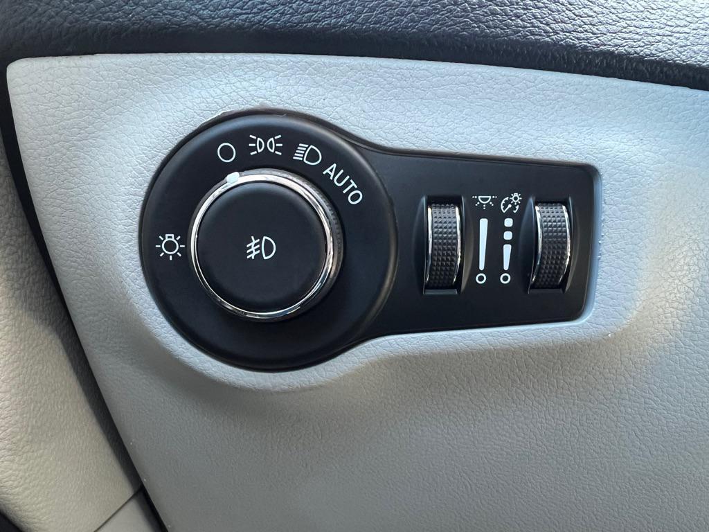 used 2019 Jeep Compass car, priced at $12,700