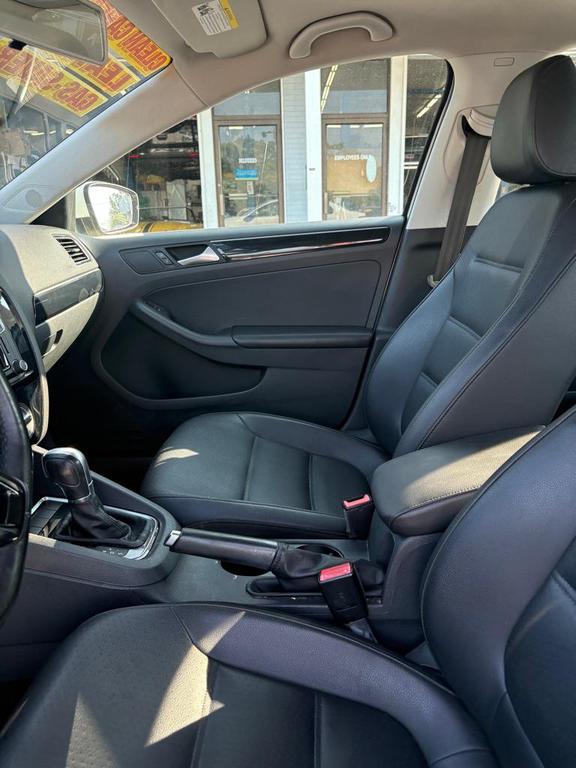used 2016 Volkswagen Jetta car, priced at $11,150
