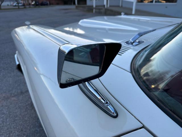 used 1960 Ford Thunderbird car, priced at $19,400