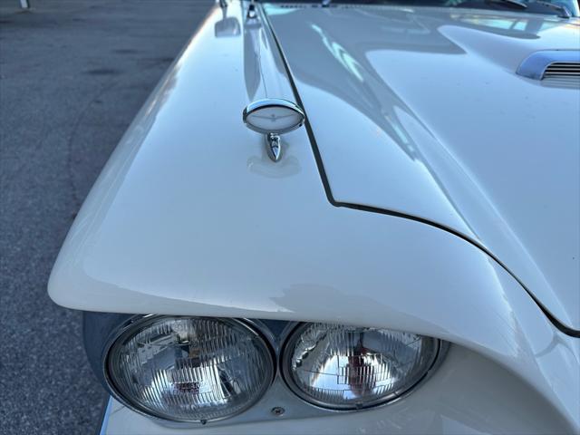 used 1960 Ford Thunderbird car, priced at $19,400