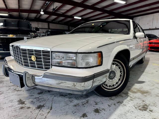 used 1994 Cadillac Fleetwood car, priced at $22,499