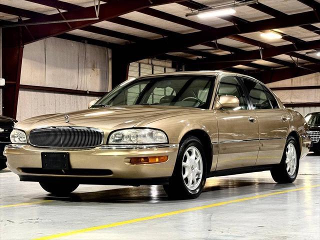 used 2000 Buick Park Avenue car, priced at $14,999