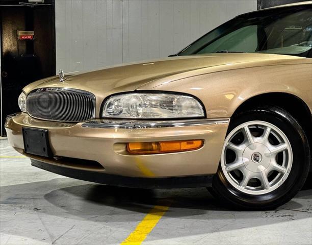 used 2000 Buick Park Avenue car, priced at $14,999