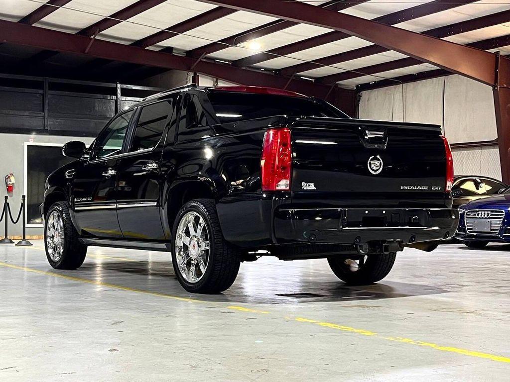 used 2007 Cadillac Escalade EXT car, priced at $27,999