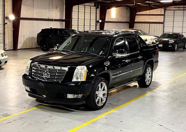 used 2007 Cadillac Escalade EXT car, priced at $28,999