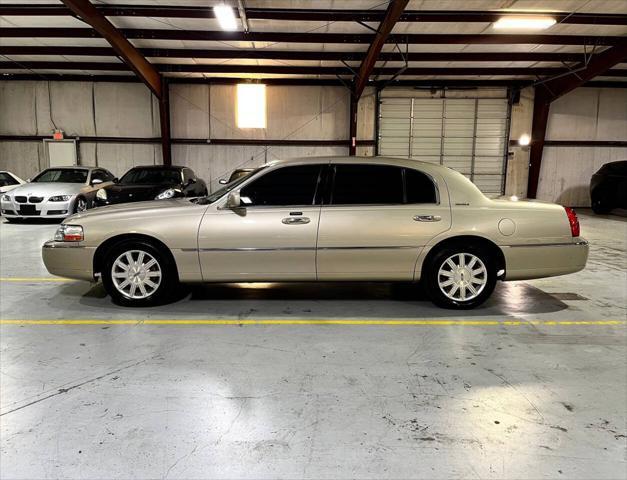 used 2011 Lincoln Town Car car, priced at $34,999