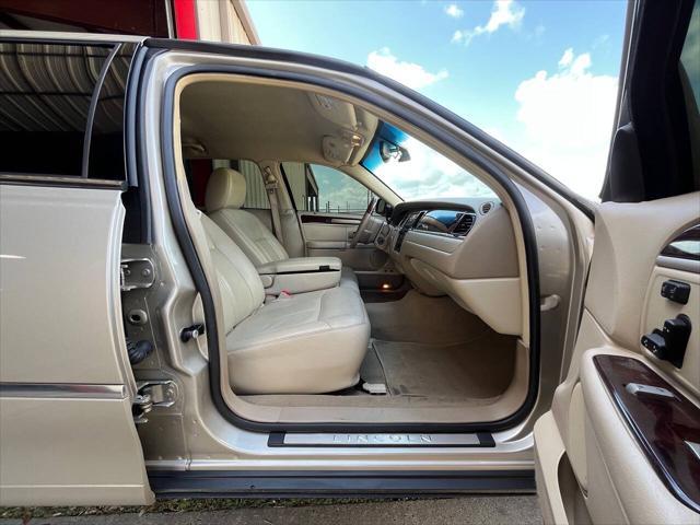 used 2011 Lincoln Town Car car, priced at $34,999