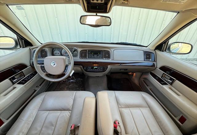 used 2005 Mercury Grand Marquis car, priced at $19,999