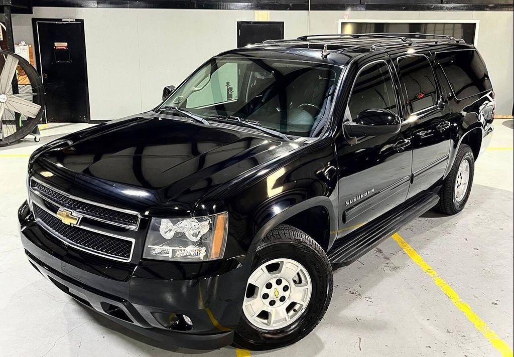 used 2010 Chevrolet Suburban car, priced at $22,899