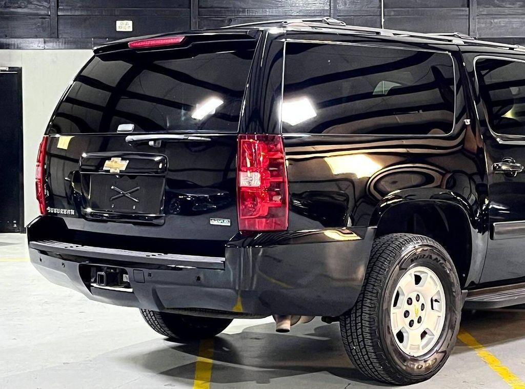 used 2010 Chevrolet Suburban car, priced at $22,899