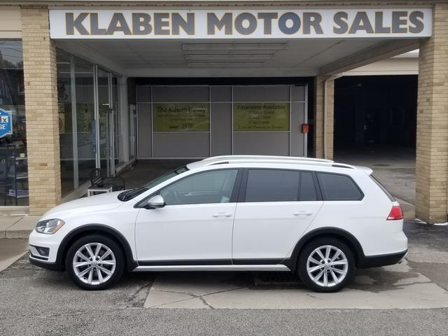 used 2017 Volkswagen Golf Alltrack car, priced at $15,888