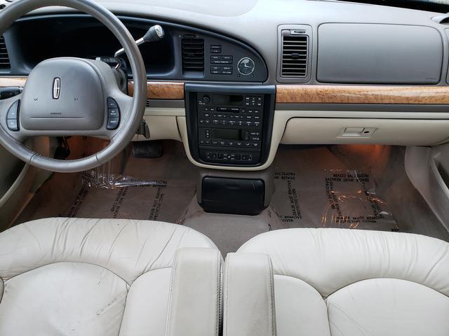 used 2002 Lincoln Continental car, priced at $8,888