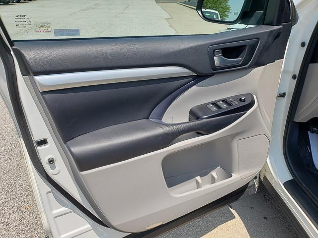 used 2016 Toyota Highlander car, priced at $17,888