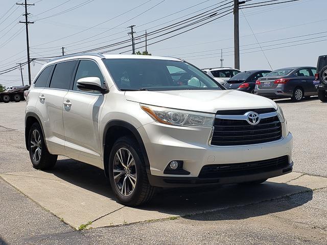 used 2016 Toyota Highlander car, priced at $17,888