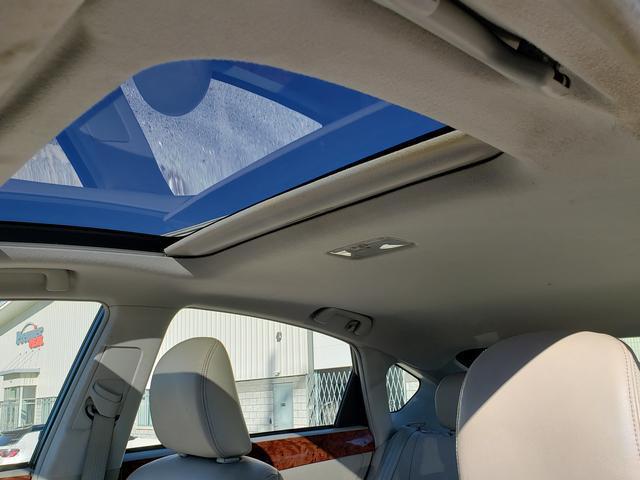 used 2011 Toyota Prius car, priced at $10,888