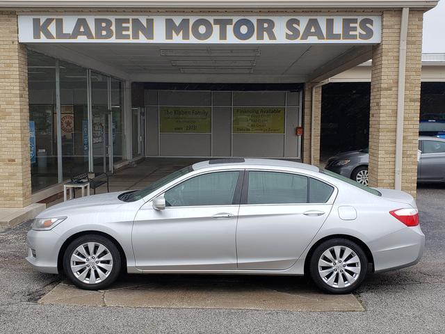 used 2015 Honda Accord car, priced at $11,888