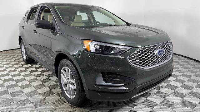 used 2024 Ford Edge car, priced at $31,500