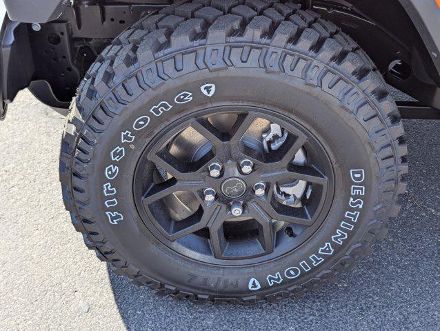 new 2025 Jeep Gladiator car, priced at $53,090