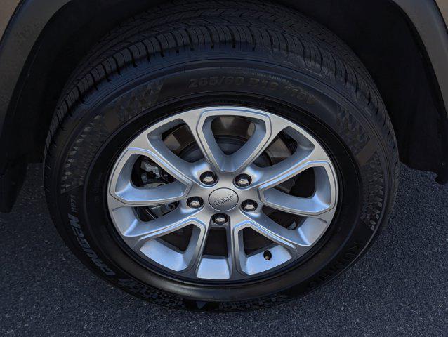 used 2021 Jeep Grand Cherokee car, priced at $25,999