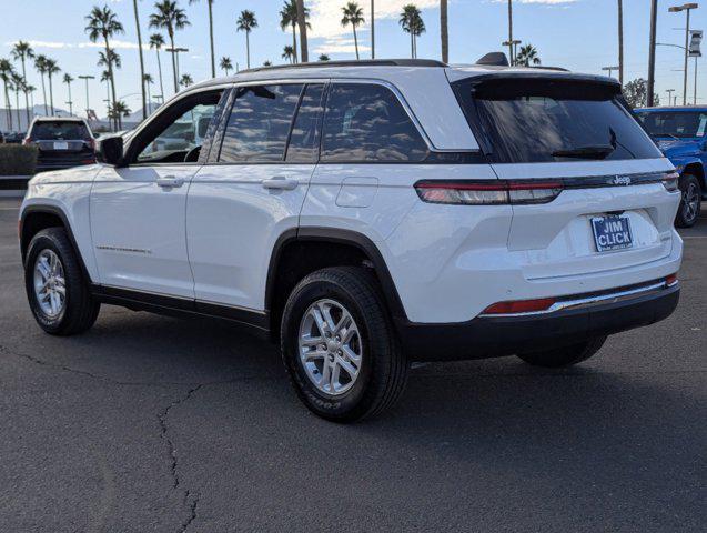 new 2025 Jeep Grand Cherokee car, priced at $38,999