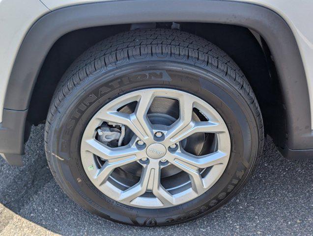 new 2024 Jeep Compass car, priced at $31,205