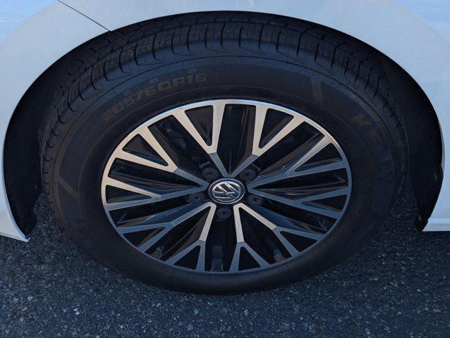 used 2019 Volkswagen Jetta car, priced at $13,795