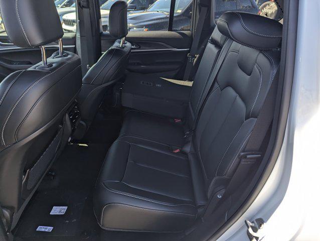 new 2025 Jeep Grand Cherokee car, priced at $46,249