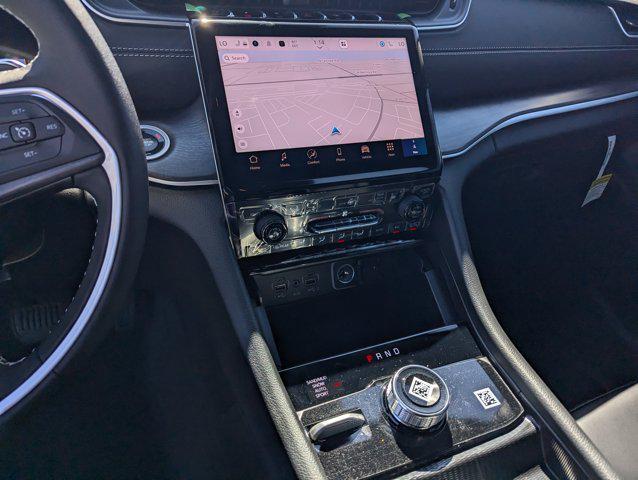 new 2025 Jeep Grand Cherokee car, priced at $46,249