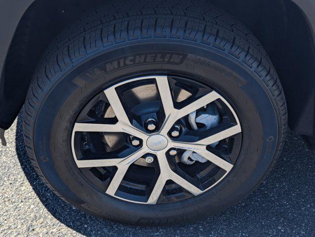 new 2025 Jeep Grand Cherokee car, priced at $46,249