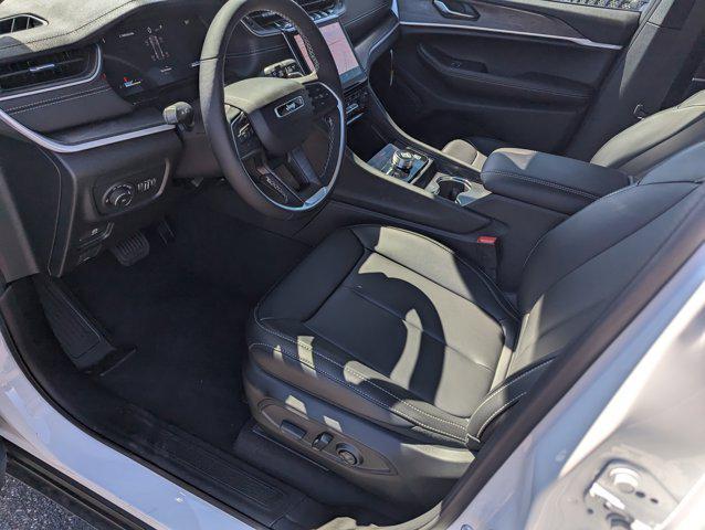 new 2025 Jeep Grand Cherokee car, priced at $46,249