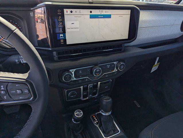 new 2025 Jeep Gladiator car, priced at $49,700