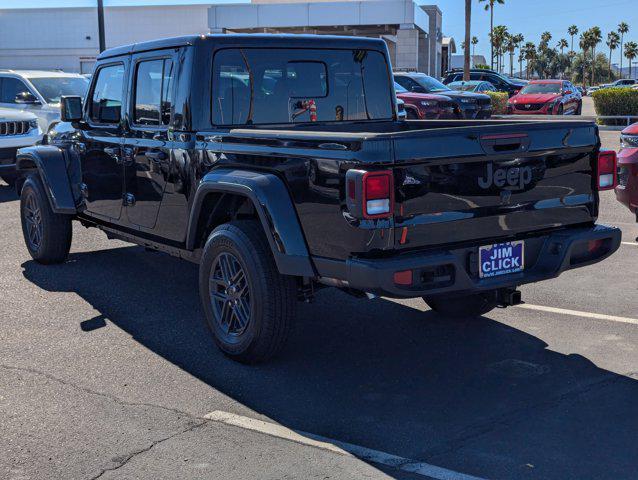 new 2025 Jeep Gladiator car, priced at $49,700