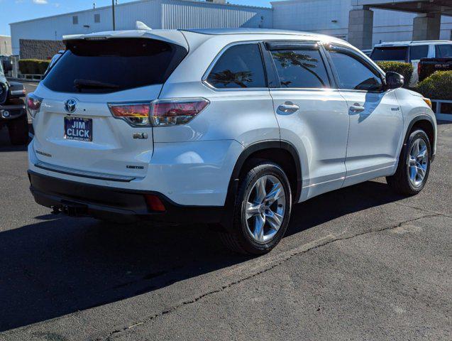 used 2015 Toyota Highlander Hybrid car, priced at $25,999