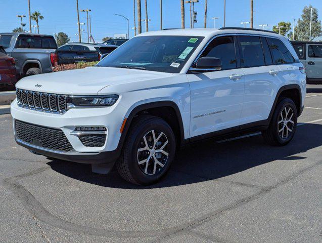 new 2025 Jeep Grand Cherokee car, priced at $44,700